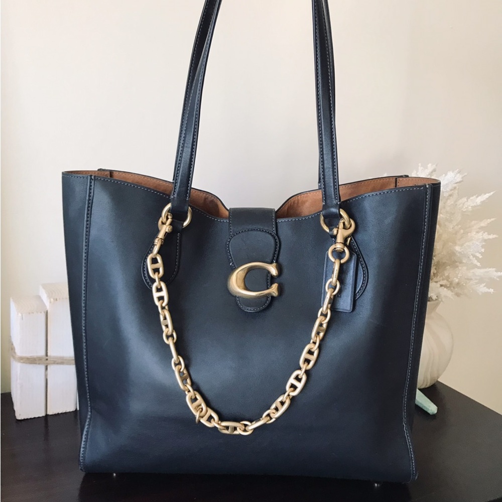 Coach Theo Leather Shoulder Tote Purse - Picture 3 of 16